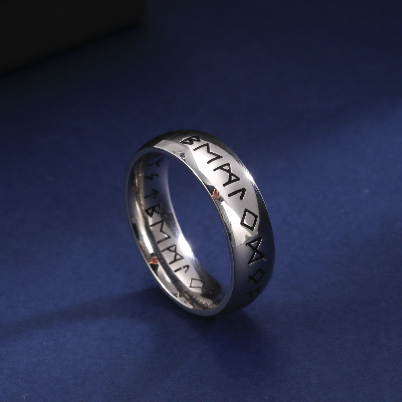 Bague viking style nordique — vue 3