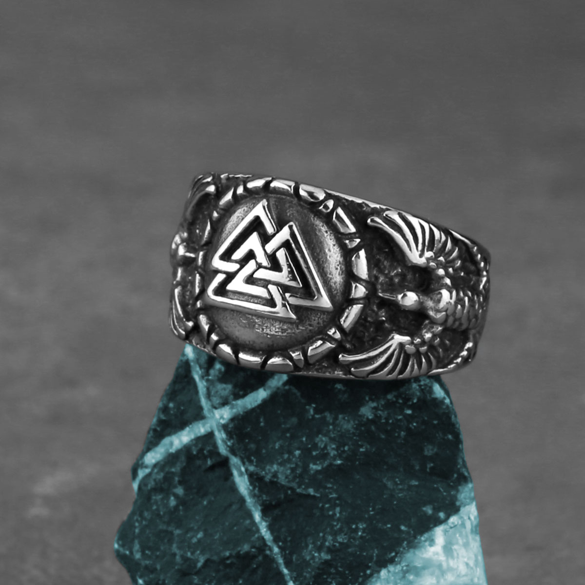 Bague viking corbeaux Valknut