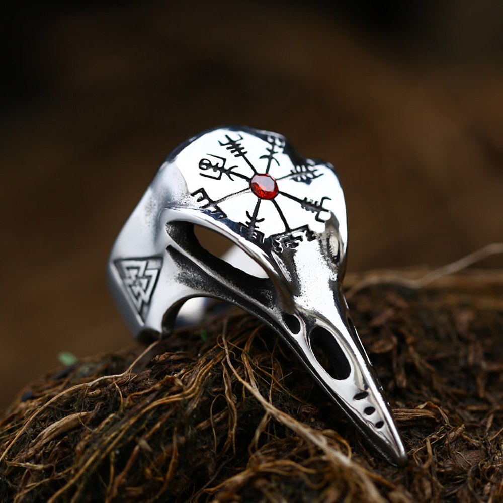 Bague viking l'Omniscience d'Odin vegvisir rubis