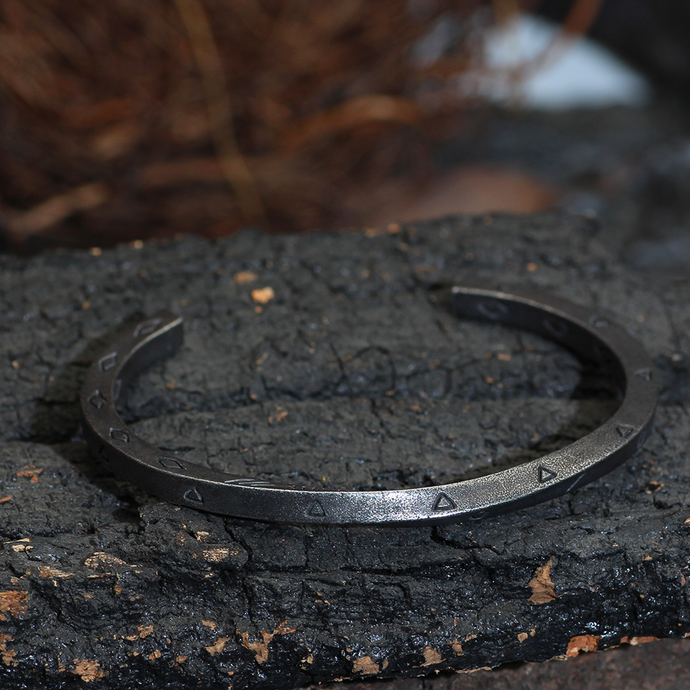 Bracelet viking rune d'odin
