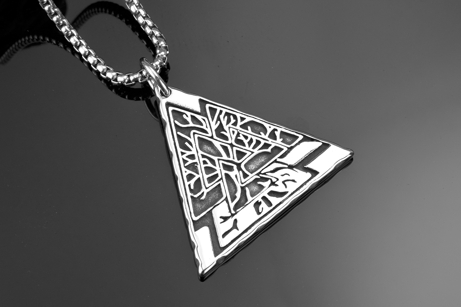 Collier Viking avec Pendentif Yggdrasil Valknut — vue 2