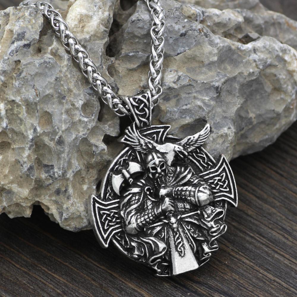 Collier viking Odin doré