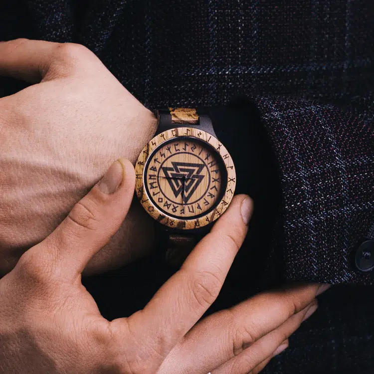 Montre en Bois Yggdrasil — vue 3