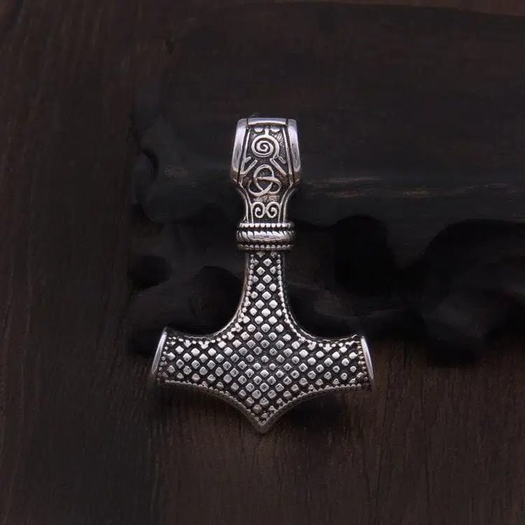 Pendentif viking Mjolnir — vue 2