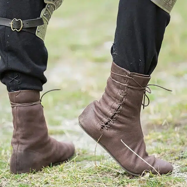 CHAUSSURE VIKING HISTORIQUE — vue 2