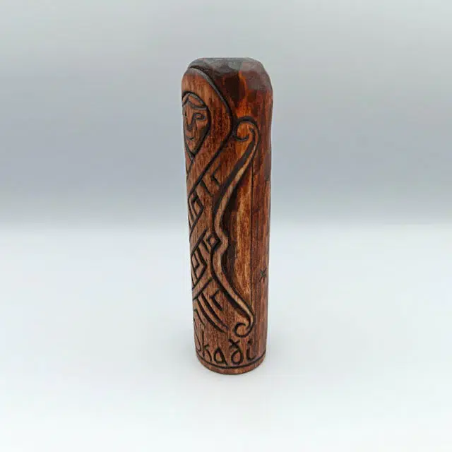 STATUETTE VIKING - DÉESSE SKADI — vue 2